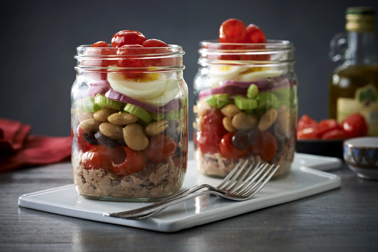 PEPPADEW® Tuna in Jar Salad Recipe | Food Network UK