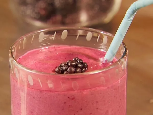 Blackberry shakes Recipe | Food Network UK