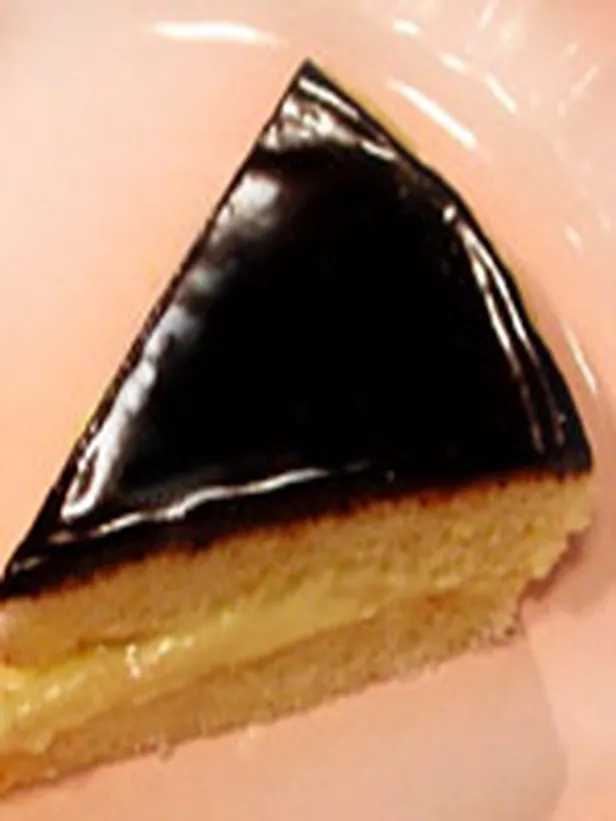 Boston cream pie Recipe | Food Network UK
