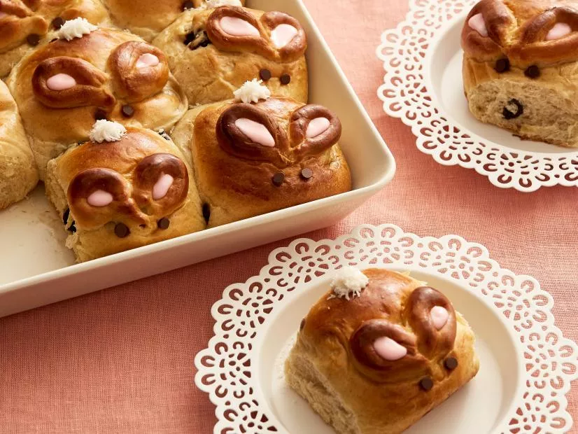 Bunny Buns Recipe | Food Network UK