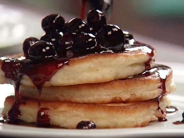 Cakey Buttermilk Pancakes Recipe | Food Network UK