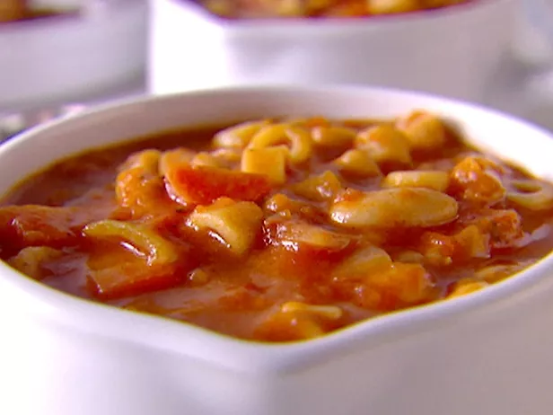 Chicken and pasta soup Recipe | Food Network UK