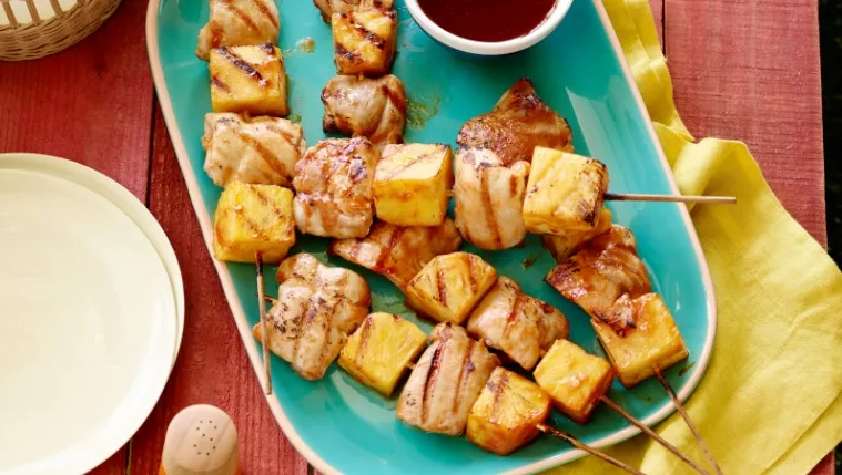Sticky Chicken and Pineapple Skewers Recipe | Food Network UK