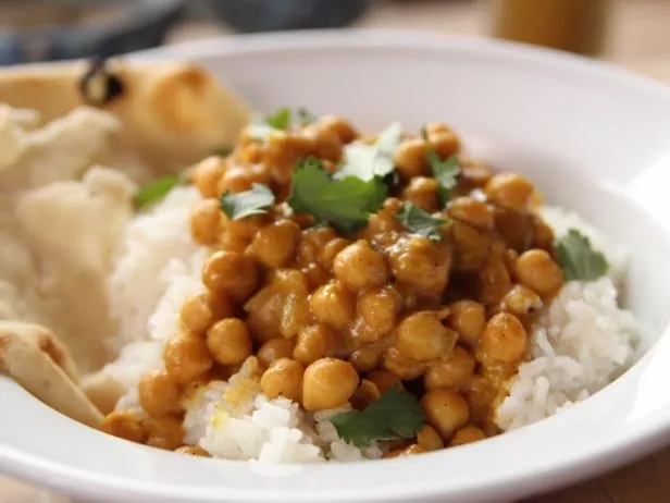 Easy Chickpea Curry with Rice Recipe | Food Network UK