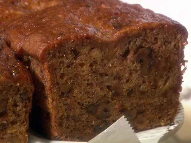 Choco-chunky banana bread Recipe | Food Network UK