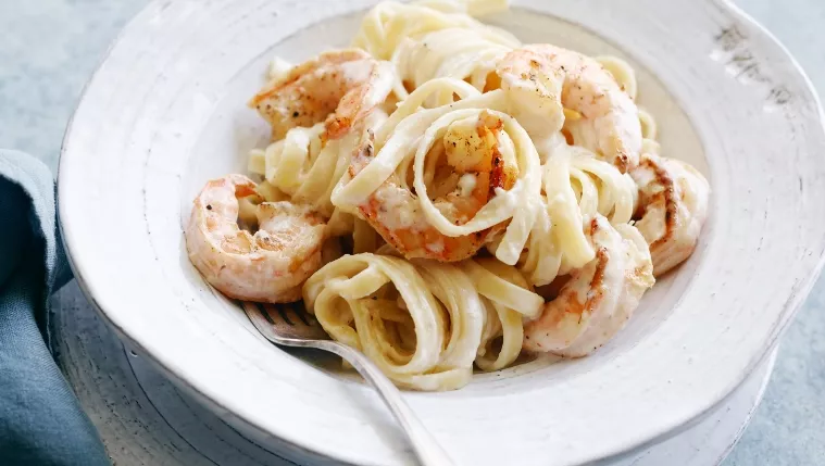 Creamy Prawn Fettuccine Recipe | Food Network UK