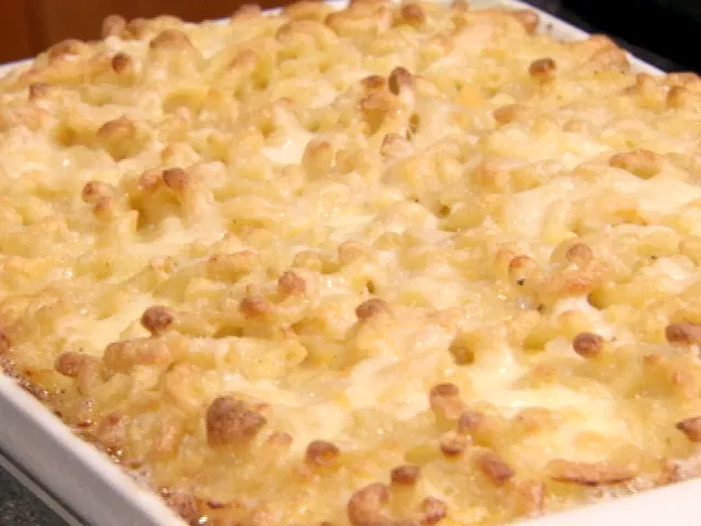 Delilah's 7 cheese mac and cheese Recipe | Food Network UK