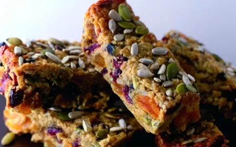 Fruity Flapjack Recipe | Food Network UK