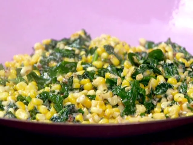 Garlicky creamed corn and spinach Recipe | Food Network UK
