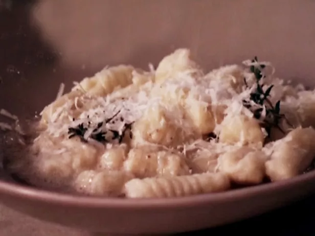 Gnocchi with butter thyme sauce Recipe | Food Network UK