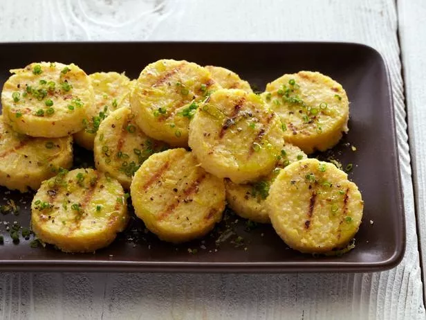 Grilled Chickpea Polenta Cakes with Chive Oil and Lemon Recipe | Food Network UK