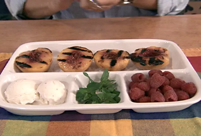 Grilled Peach Melba Recipe | Food Network UK