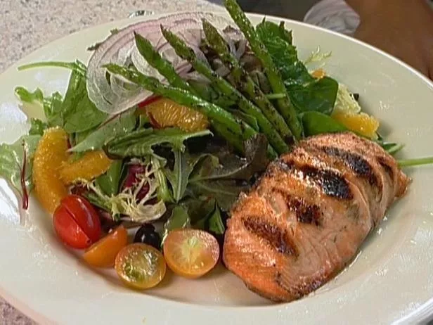 Griddled salmon salad Recipe | Food Network UK