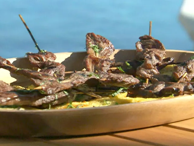 Hawaiian beef teriyaki Recipe | Food Network UK