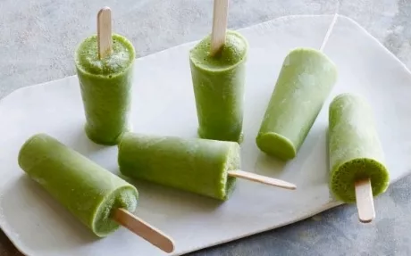 Kale-Banana Breakfast Pops Recipe | Food Network UK