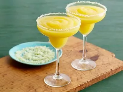 Mango Margaritas Recipe | Food Network UK
