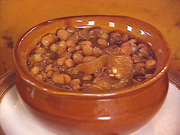 Maple Baked Beans Recipe | Food Network UK