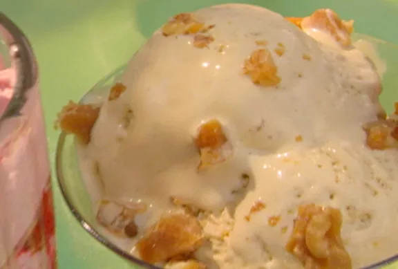 Maple Spice Ice Cream Recipe | Food Network UK