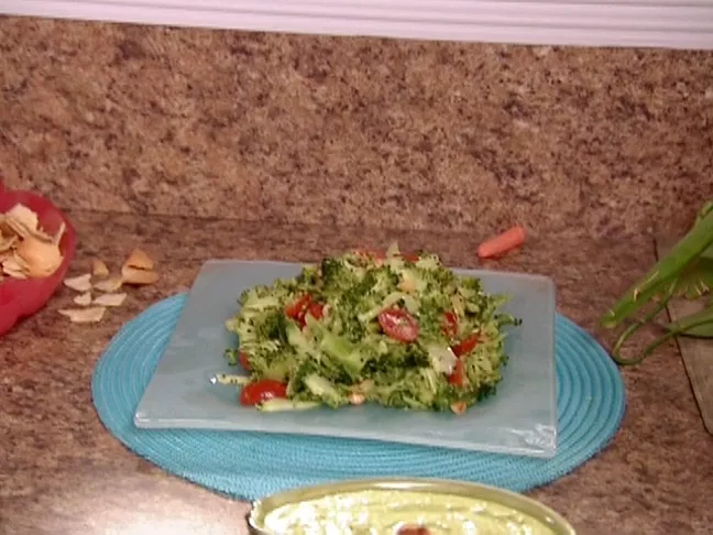 Pan steamed broccoli Recipe | Food Network UK