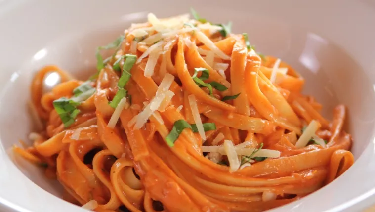 Pasta with Tomato Cream Sauce Recipe | Food Network UK
