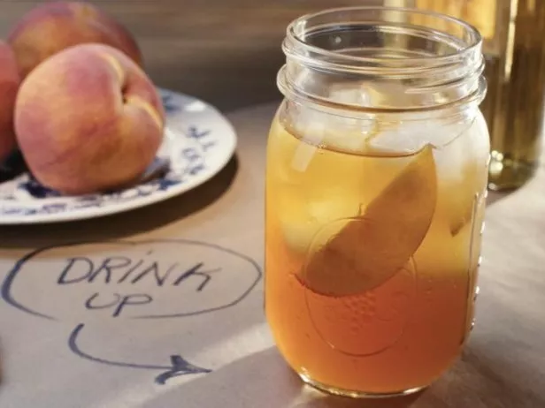 Peach Texas Tea Recipe | Food Network UK