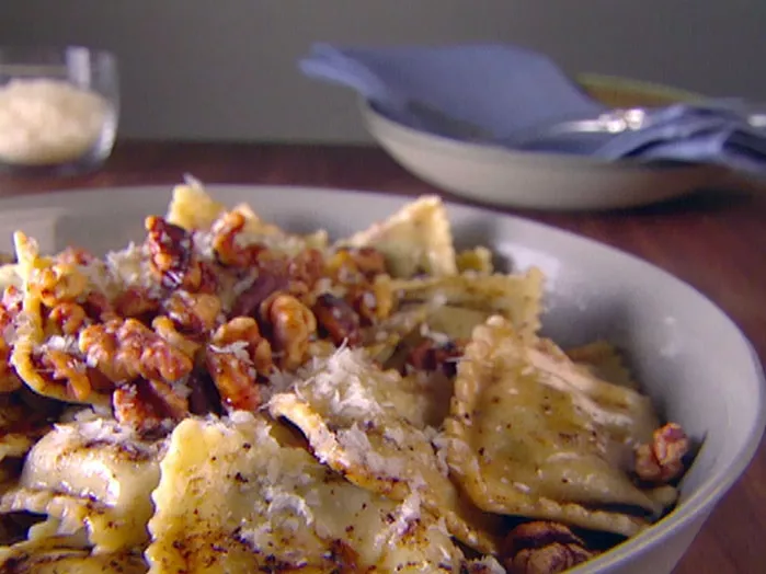 Ravioli with balsamic brown butter Recipe | Food Network UK