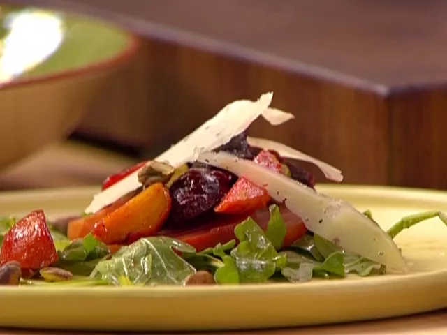 Roasted beetroot salad with rocket and pistachios Recipe | Food Network UK