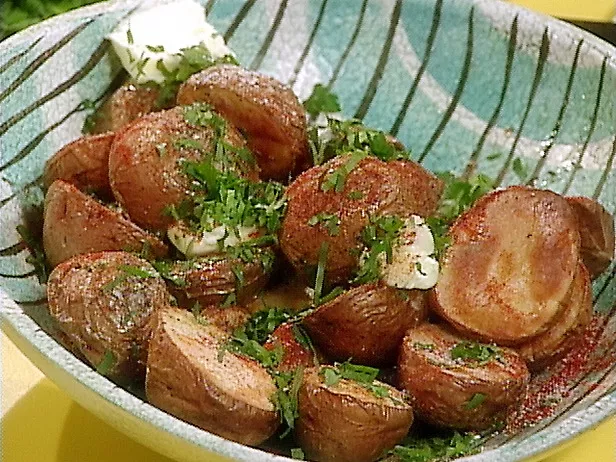 Roasted new potatoes with garlic Recipe | Food Network UK