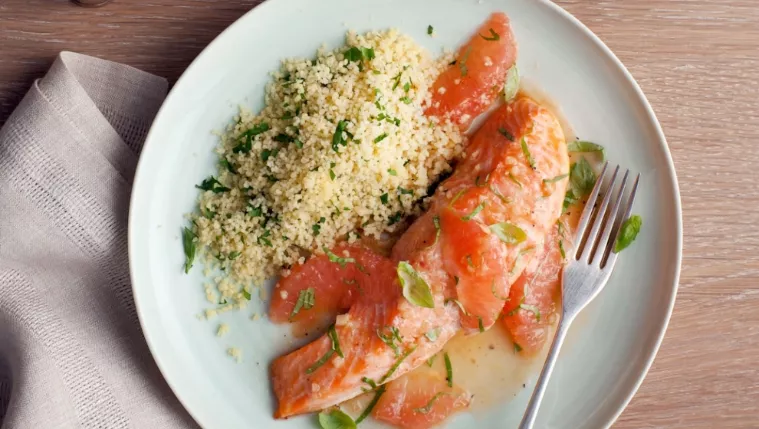 Roasted salmon with shallot grapefruit sauce Recipe | Food Network UK