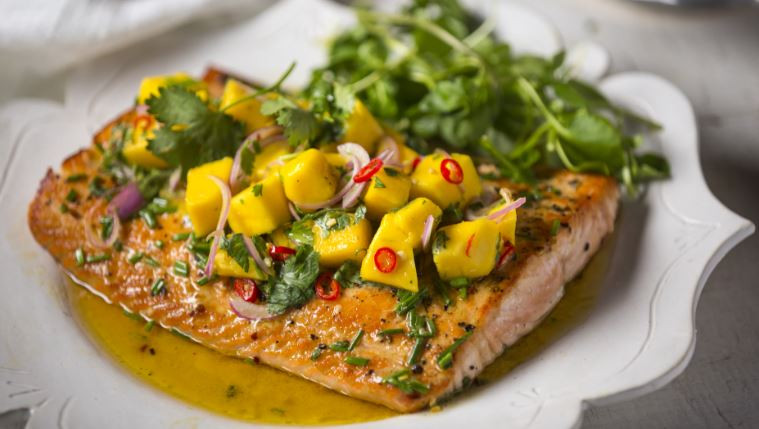 Seared Salmon with a Merry Mango Salsa Recipe | Food Network UK
