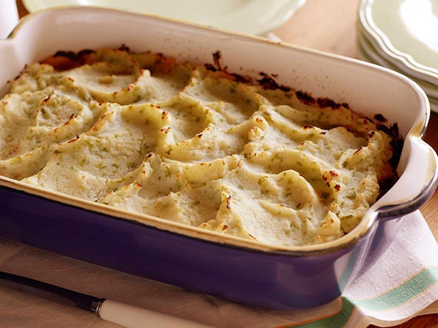 Shepherd's Pie with Cauliflower Mash Recipe | Food Network UK