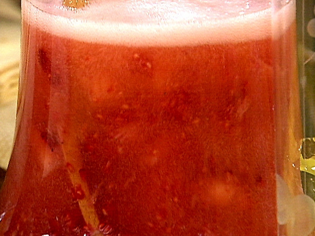 Sparkling Sangria Recipe | Food Network UK