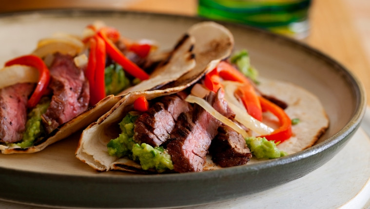Sizzling Steak Fajitas Recipe | Food Network UK