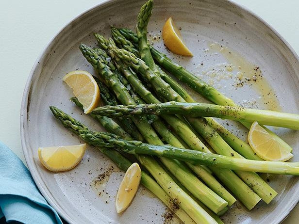 Steamed Asparagus Recipe | Food Network UK
