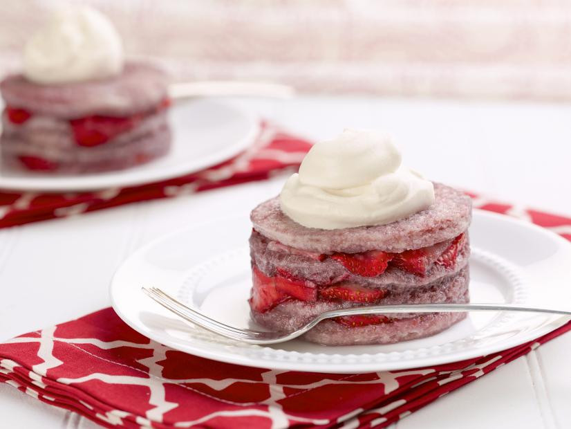 Strawberry Pudding Recipe | Food Network UK