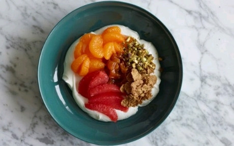 Tropical Greek Yogurt Breakfast Bowl Recipe | Food Network UK