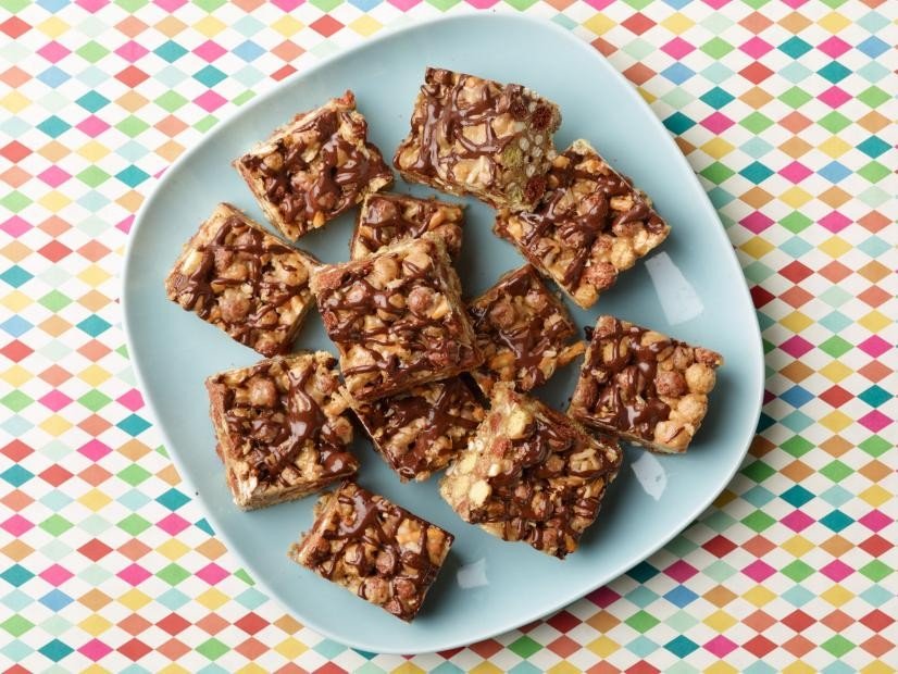 Peanut Butter, Chocolate and Pretzel Cereal Treats Recipe | Food Network UK