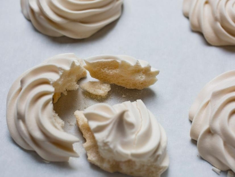 Vegan Meringues Recipe | Food Network UK