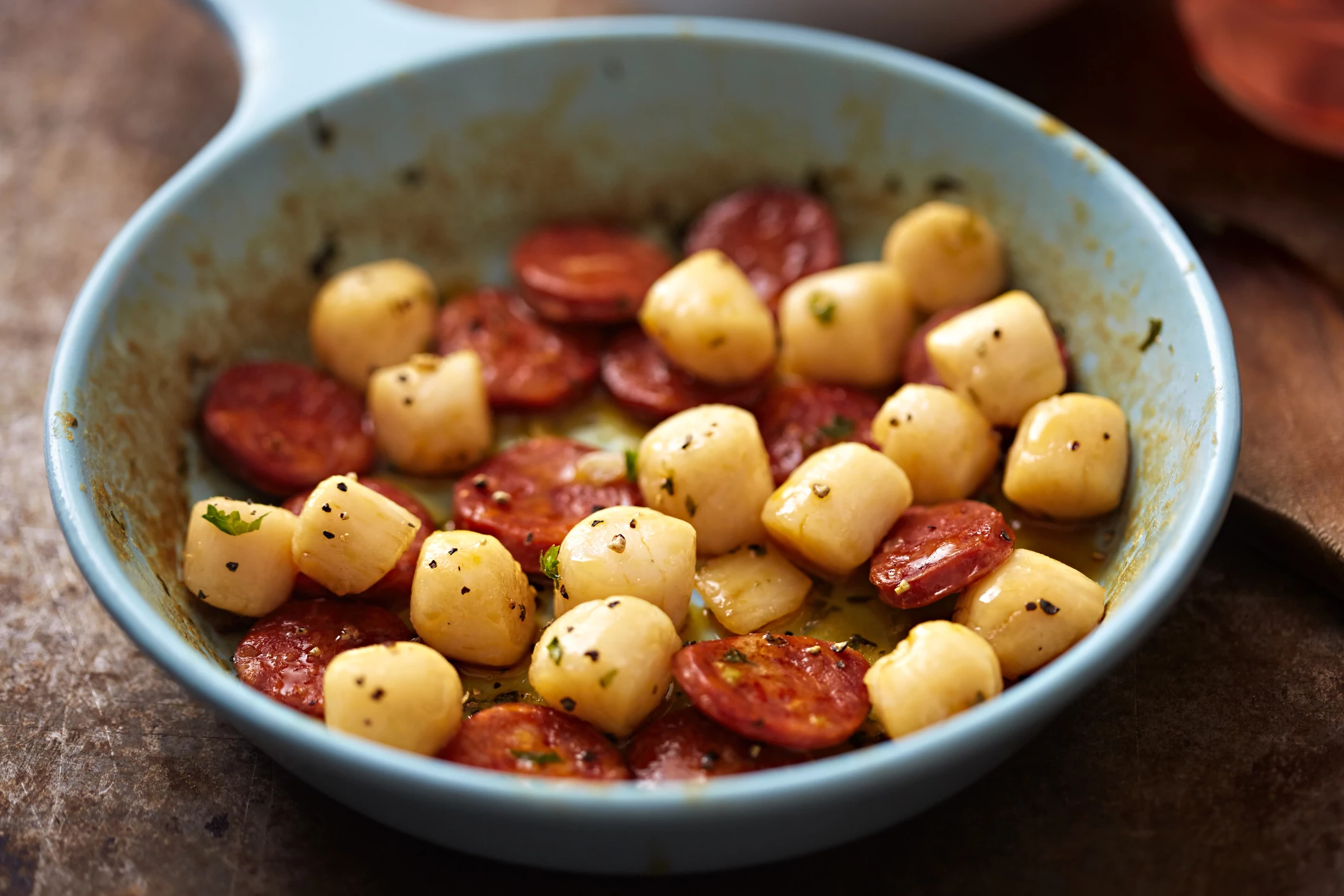 Scallops and chorizo Recipe | Food Network UK
