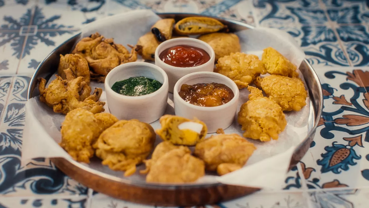 Asma Khan's Monsoon Pakoras Recipe | Food Network UK