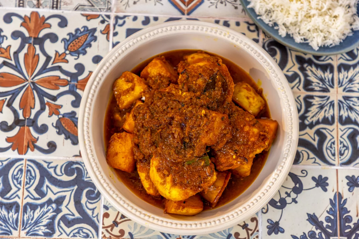 Asma Khan's Bengali Fish Curry Recipe | Food Network UK