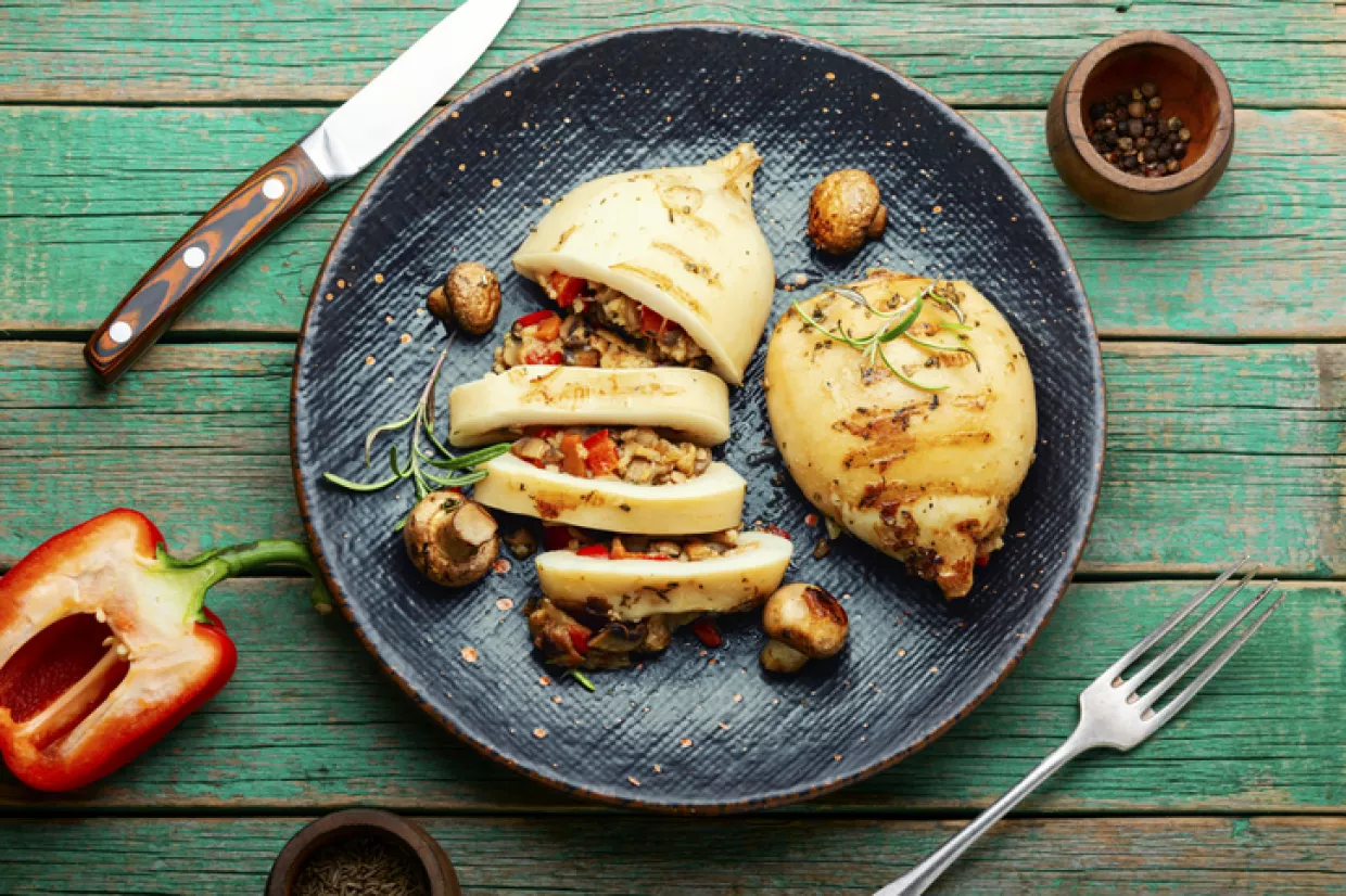 Stuffed Squid: Kalamarakia Yemista Recipe | Food Network UK